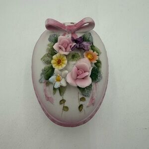 Vintage Lefton Egg Covered Candy Trinket Dish Pink Bow Porcelain Bisque KW4741
